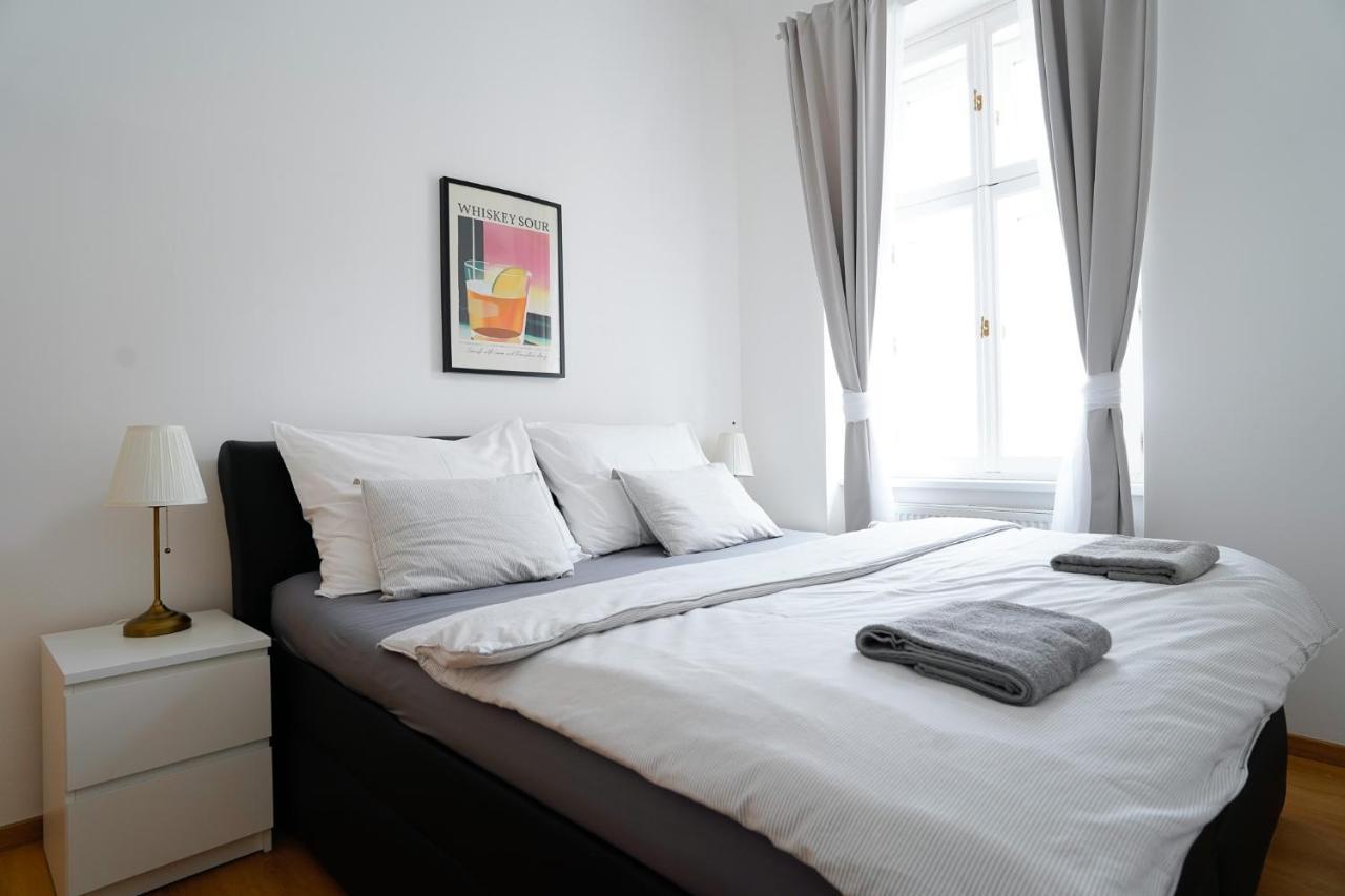 The Dante Prague - Family And Friends Apartments Εξωτερικό φωτογραφία