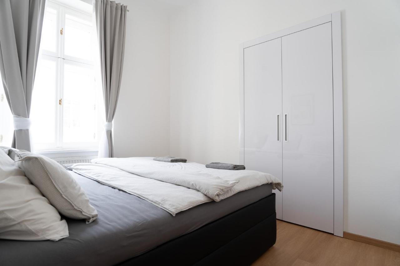 The Dante Prague - Family And Friends Apartments Εξωτερικό φωτογραφία