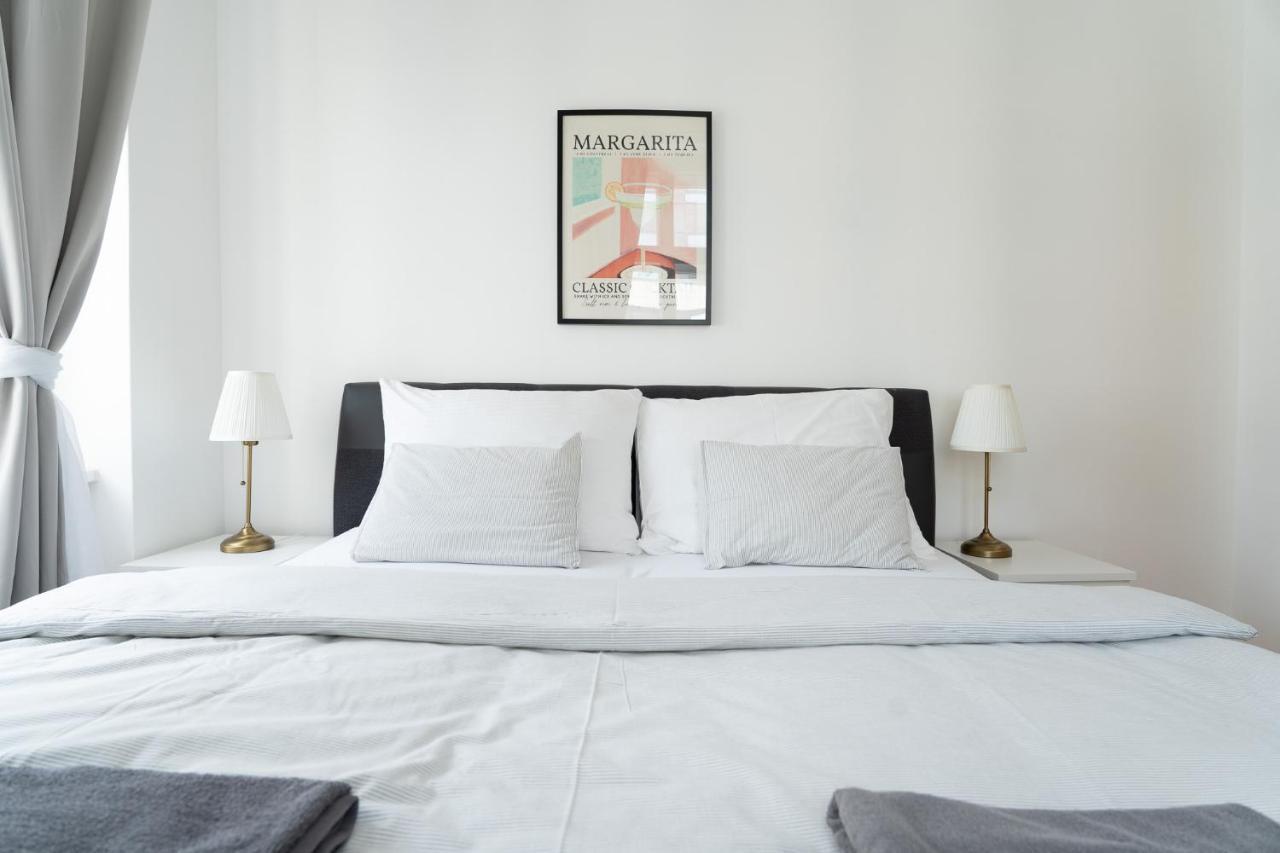 The Dante Prague - Family And Friends Apartments Εξωτερικό φωτογραφία