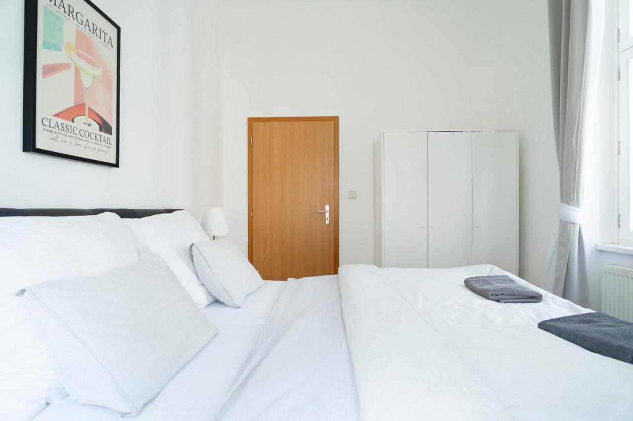 The Dante Prague - Family And Friends Apartments Εξωτερικό φωτογραφία