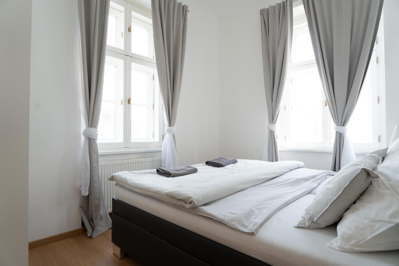 The Dante Prague - Family And Friends Apartments Εξωτερικό φωτογραφία