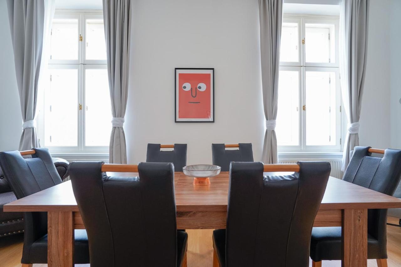 The Dante Prague - Family And Friends Apartments Εξωτερικό φωτογραφία