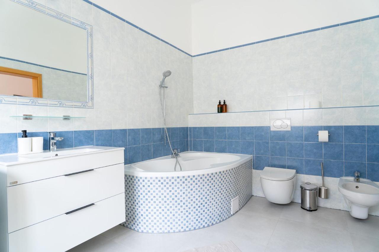 The Dante Prague - Family And Friends Apartments Εξωτερικό φωτογραφία