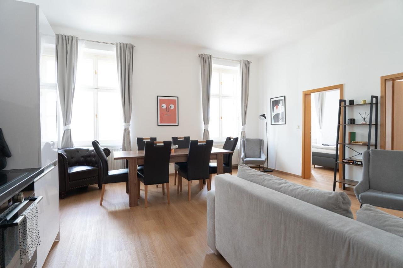 The Dante Prague - Family And Friends Apartments Εξωτερικό φωτογραφία