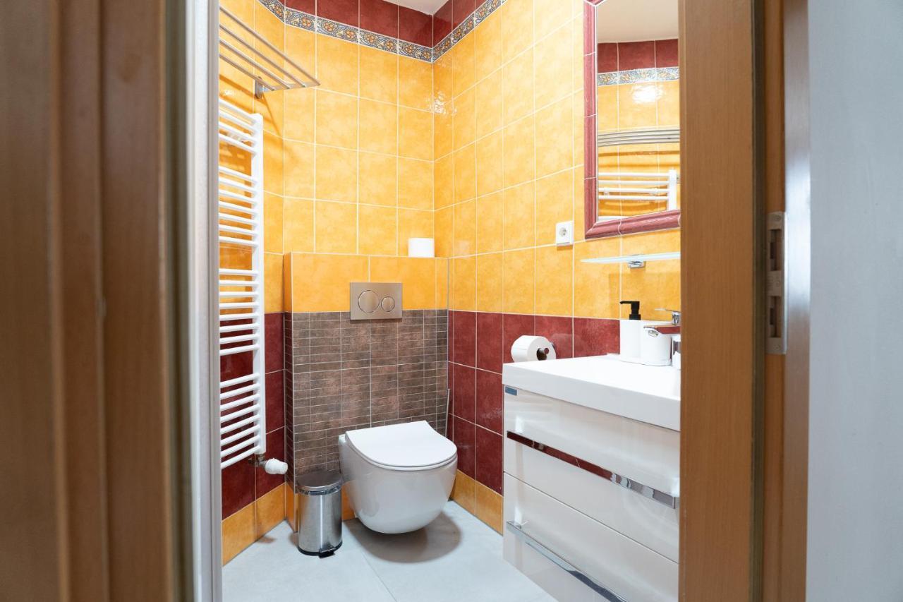 The Dante Prague - Family And Friends Apartments Εξωτερικό φωτογραφία