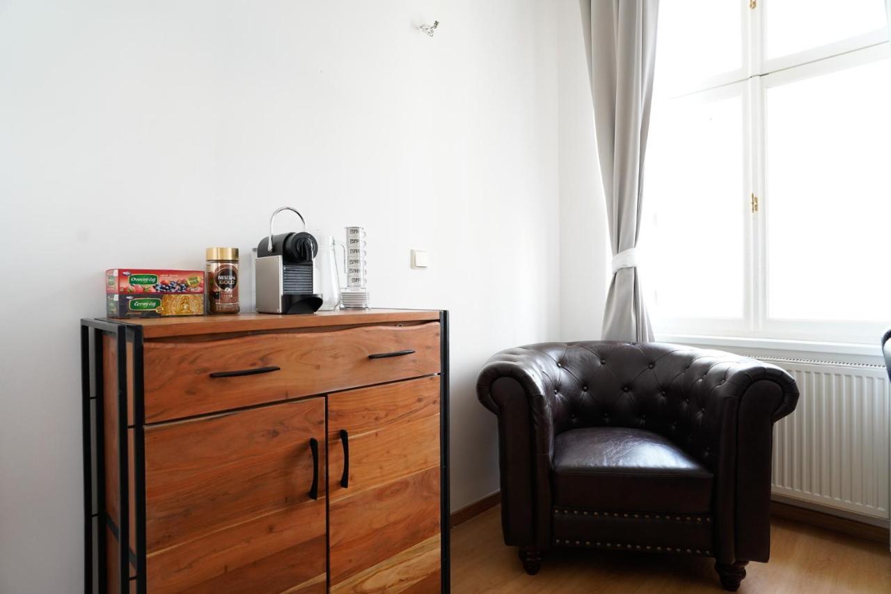 The Dante Prague - Family And Friends Apartments Εξωτερικό φωτογραφία